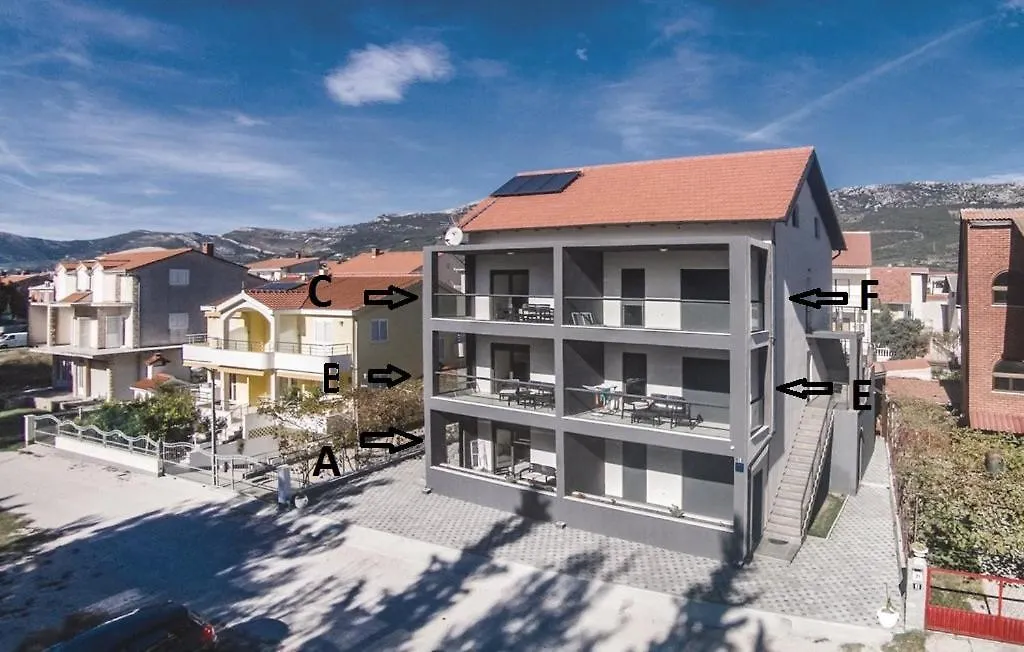 Apartmani U Kastelima Kastela Croatia