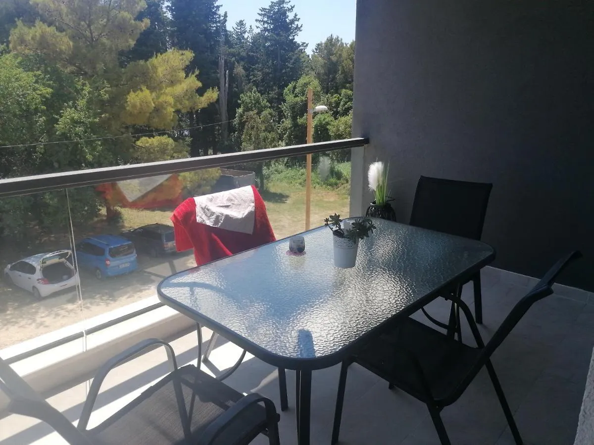 Apartmani U Kastelima Kastela
