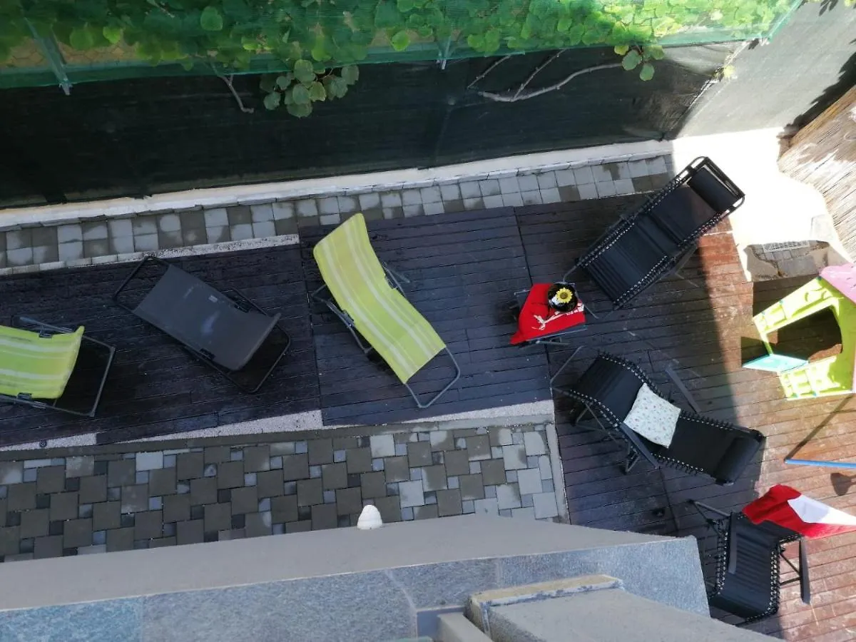 Apartmani U Kastelima Kastela