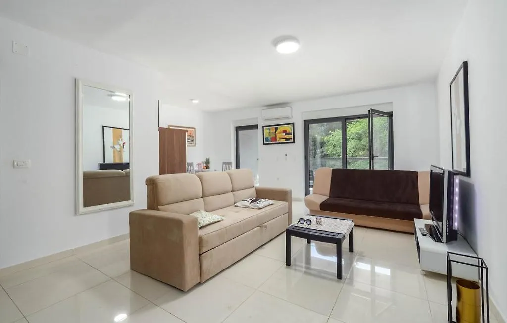 Apartmani U Kastelima Kastela