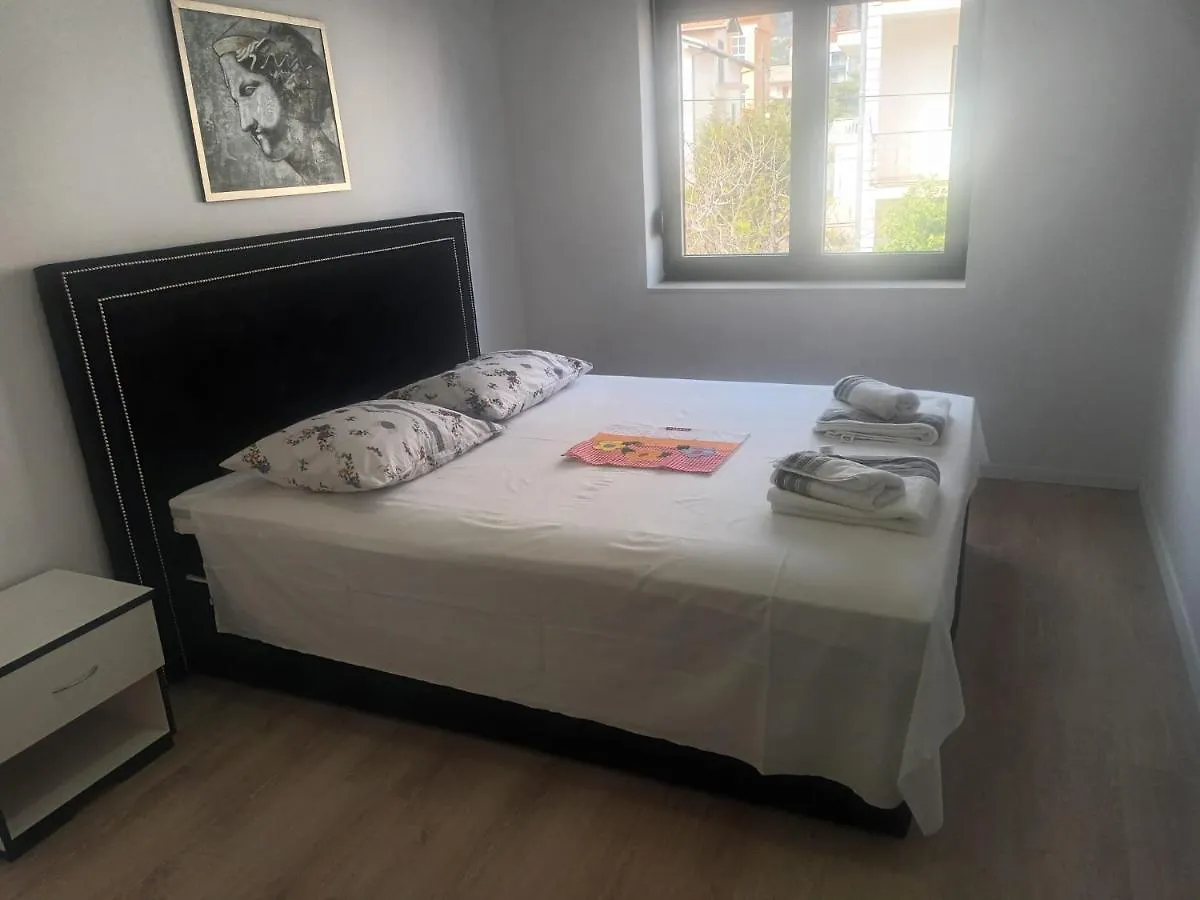 Apartmani U Kastelima Kastela 0*,  Croatia