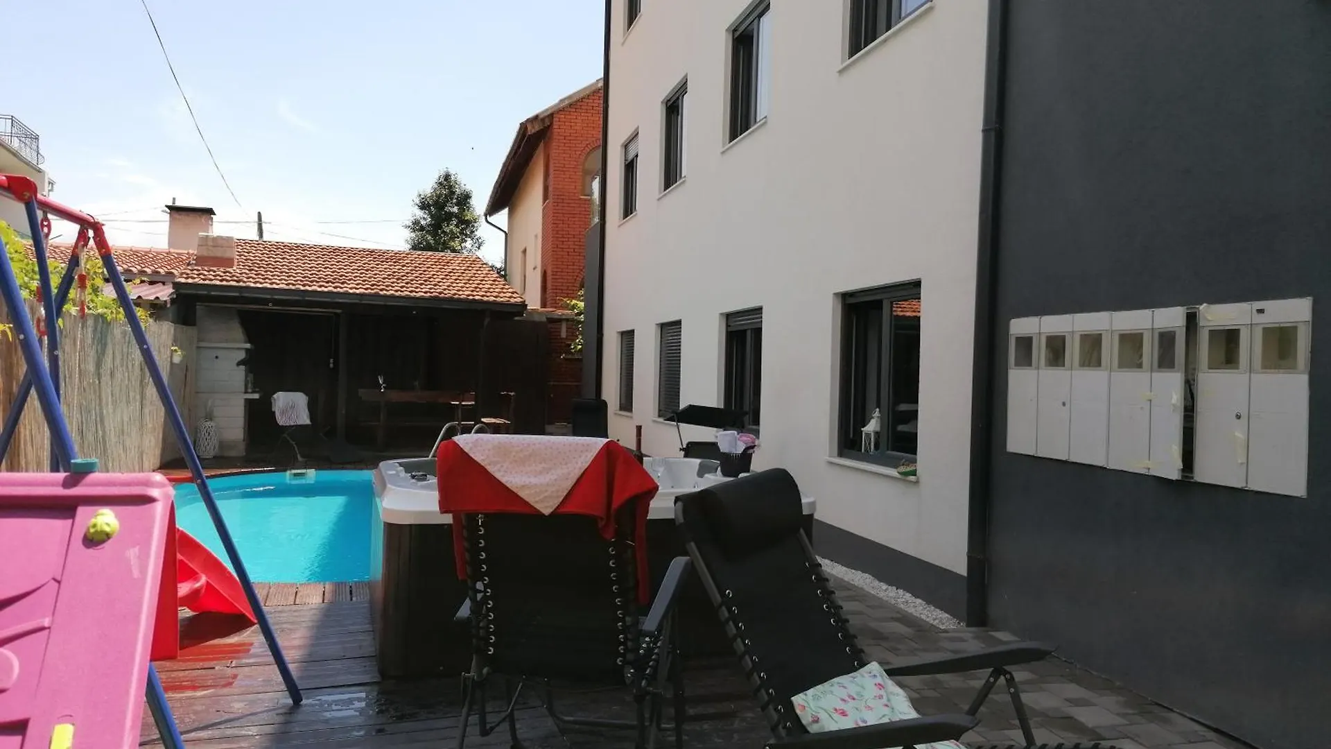 Apartment Apartmani U Kastelima Kastela Croatia