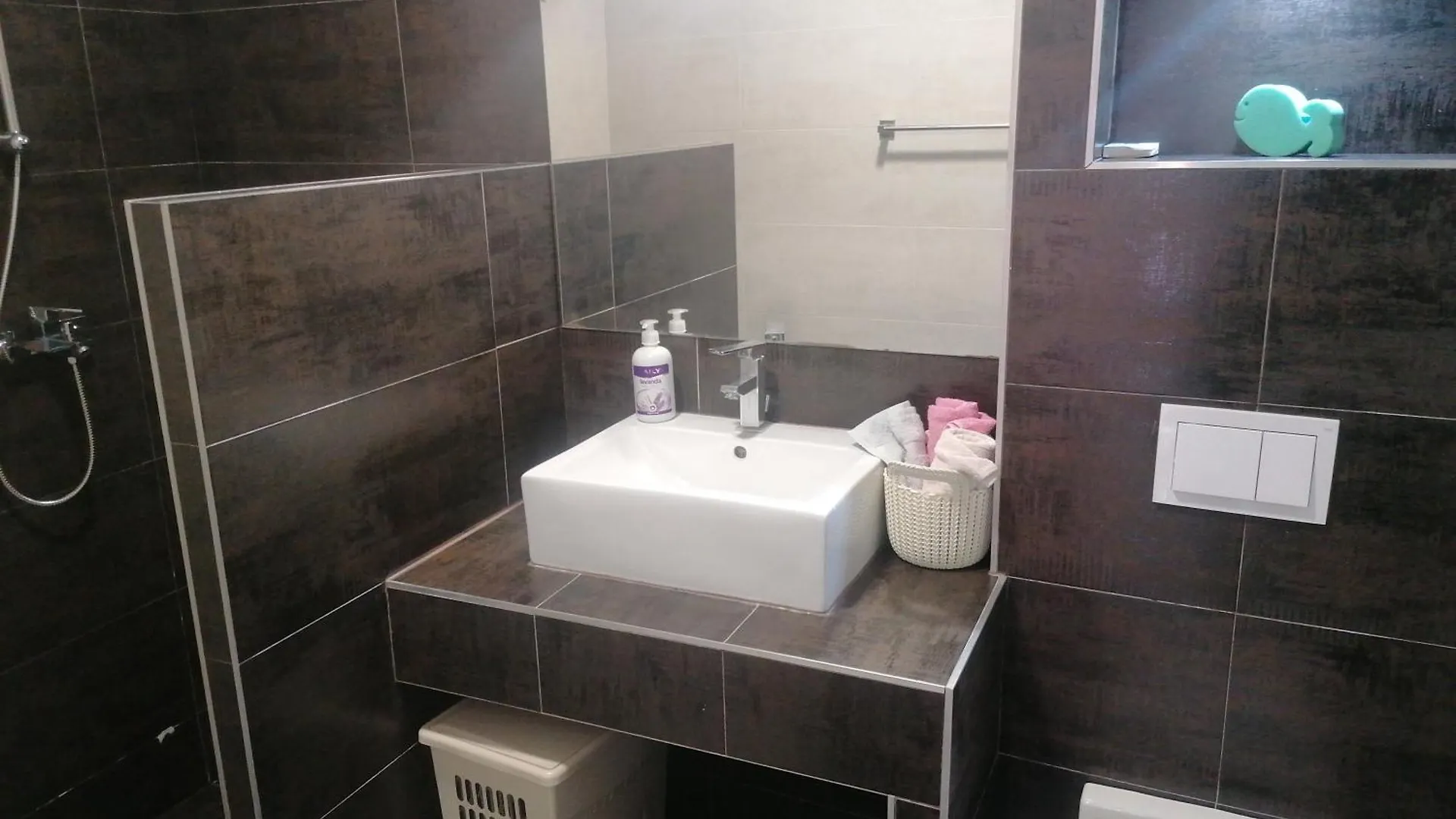 Apartmani U Kastelima Kastela Apartment