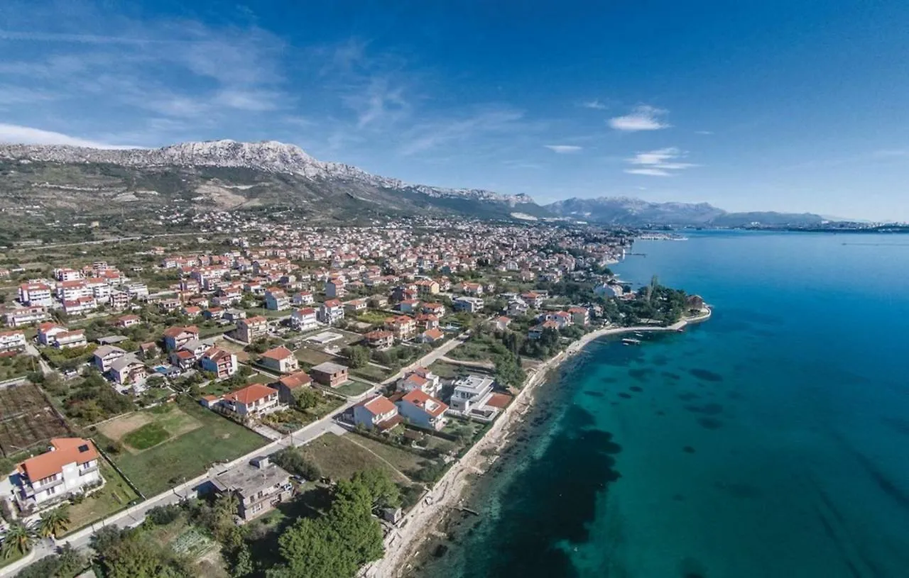Apartment Apartmani U Kastelima Kastela
