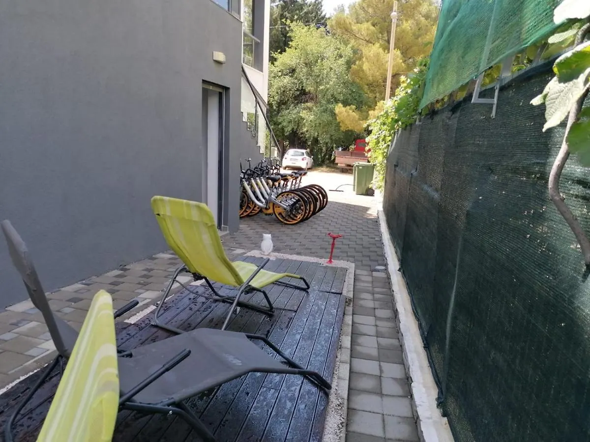 Apartmani U Kastelima Kastela Apartment