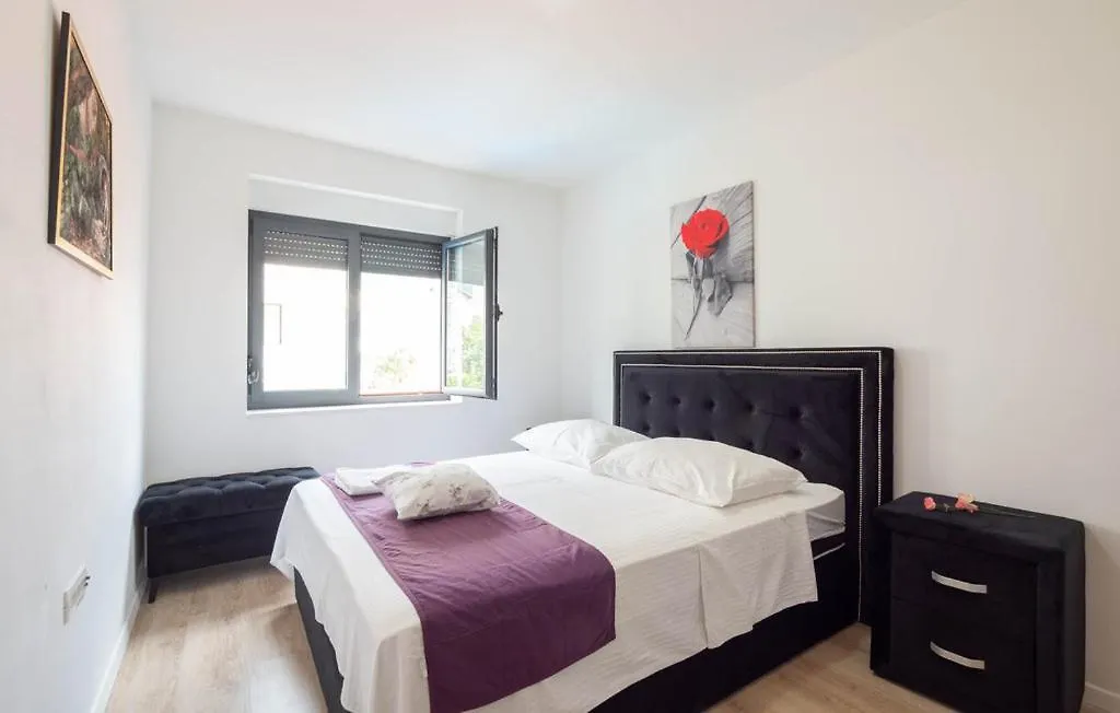 Apartmani U Kastelima Kastela Croatia